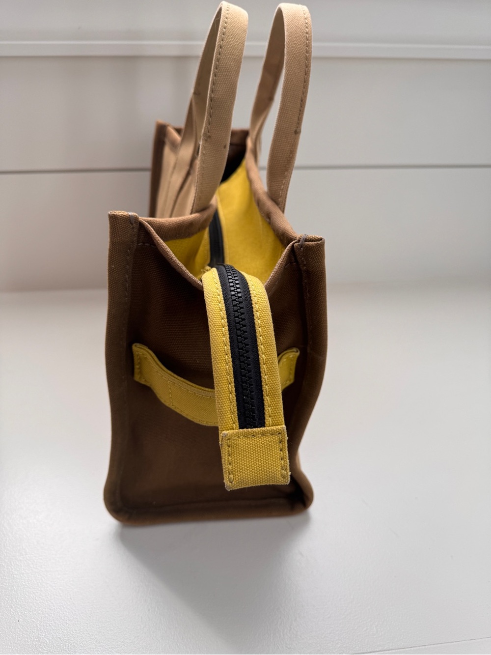 Marc Jacobs Canvas The ToteBag Medium in Tan - Picture 3 of 11